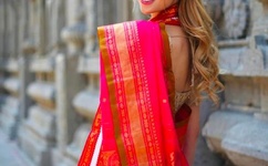 一边吃小兔兔一边有声视频